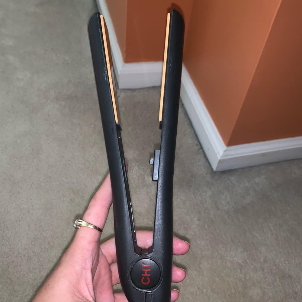 Chi Straightener